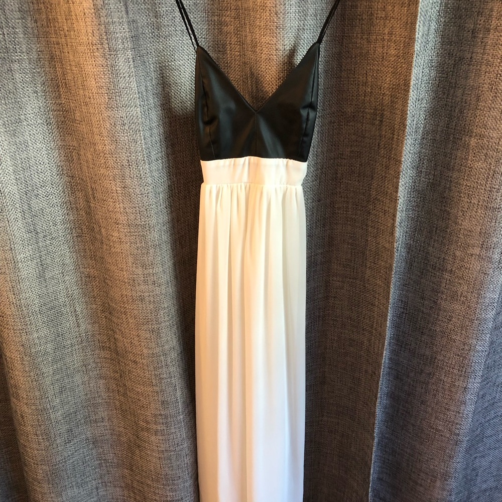 Black&White faux leather top maxi